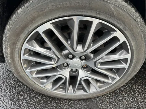 More photos of 2023 Jeep Compass Limited at Zeigler Chrysler Dodge Jeep Ram of Grandville, MI