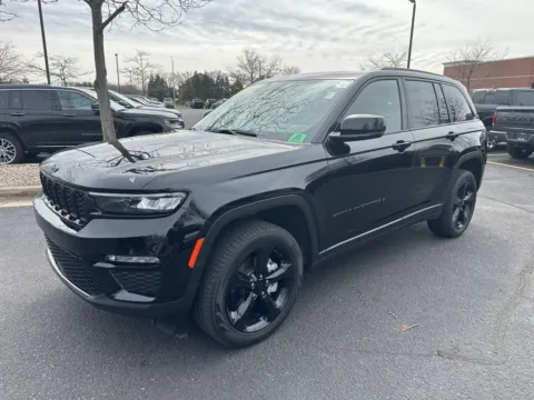 Another view of 2023 Jeep Grand Cherokee Limited for sale in Grandville, MI at Zeigler Chrysler Dodge Jeep Ram of Grandville