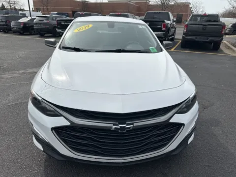 Photos of 2019 Chevrolet Malibu RS for sale in Grandville, MI at Zeigler Chrysler Dodge Jeep Ram of Grandville