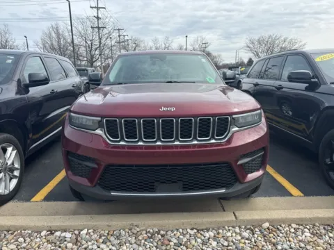 Another view of 2023 Jeep Grand Cherokee Laredo for sale in Grandville, MI at Zeigler Chrysler Dodge Jeep Ram of Grandville