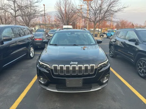 Photos of 2019 Jeep Cherokee Limited for sale in Grandville, MI at Zeigler Chrysler Dodge Jeep Ram of Grandville