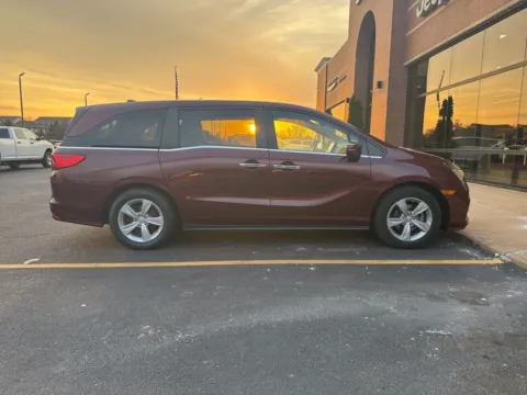 More photos of 2020 Honda Odyssey EX at Zeigler Chrysler Dodge Jeep Ram of Grandville, MI