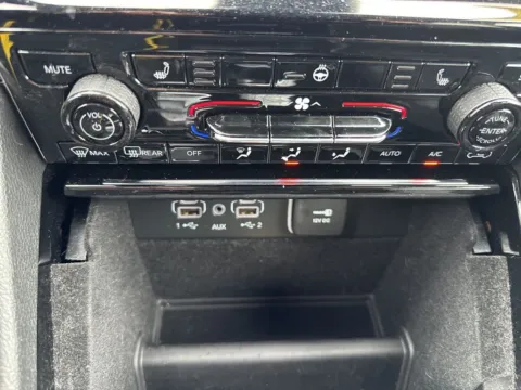 Photos of 2023 Jeep Grand Cherokee L Limited for sale in Grandville, MI at Zeigler Chrysler Dodge Jeep Ram of Grandville