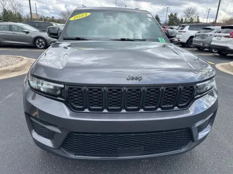 Photos of 2023 Jeep Grand Cherokee Altitude for sale in Grandville, MI at Zeigler Chrysler Dodge Jeep Ram of Grandville