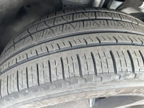 More photos of 2024 Jeep Grand Cherokee Limited at Zeigler Chrysler Dodge Jeep Ram of Grandville, MI