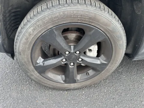 More photos of 2024 Jeep Grand Cherokee Limited at Zeigler Chrysler Dodge Jeep Ram of Grandville, MI