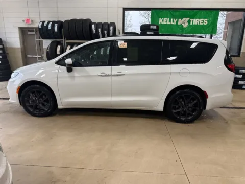 More photos of 2023 Chrysler Pacifica Touring L at Zeigler Chrysler Dodge Jeep Ram of Grandville, MI