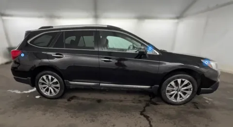 Black 2017 Subaru Outback 2.5i for sale in Grandville, MI