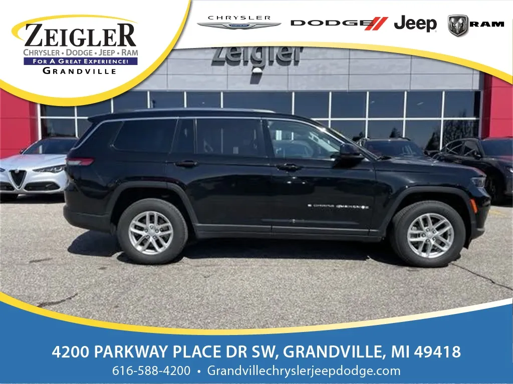 2021 Jeep Grand Cherokee L Laredo for sale in Grandville, MI