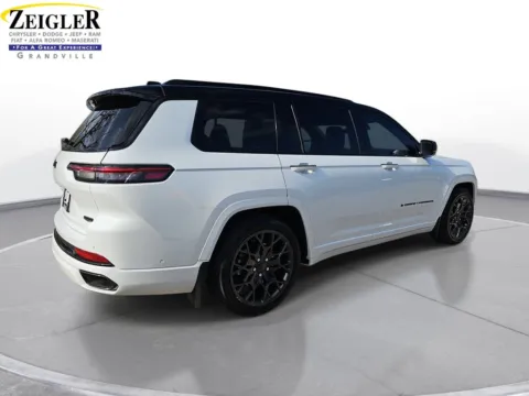 More photos of 2023 Jeep Grand Cherokee L Summit at Zeigler Chrysler Dodge Jeep Ram of Grandville, MI