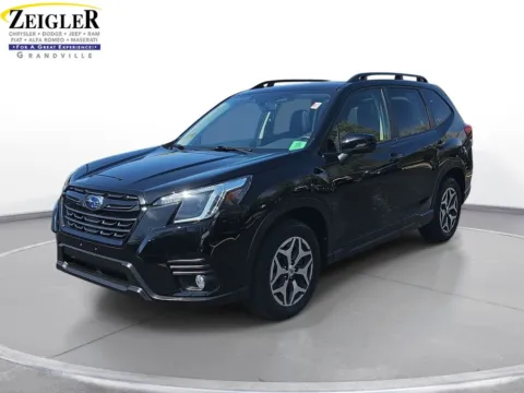 Black 2022 Subaru Forester Premium for sale in Grandville, MI