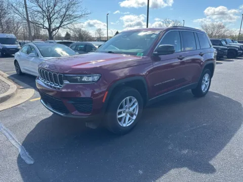 Red 2023 Jeep Grand Cherokee Laredo for sale in Grandville, MI