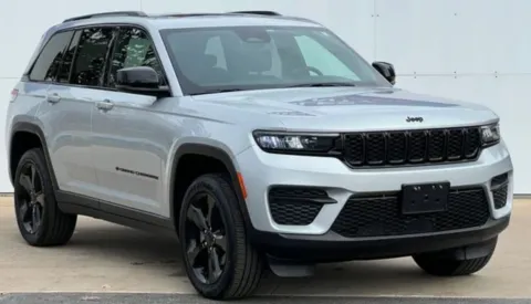 Silver 2024 Jeep Grand Cherokee Altitude X for sale in Grandville, MI