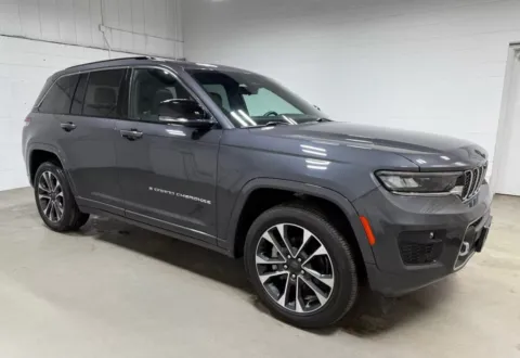 Another view of 2022 Jeep Grand Cherokee Overland for sale in Grandville, MI at Zeigler Chrysler Dodge Jeep Ram of Grandville