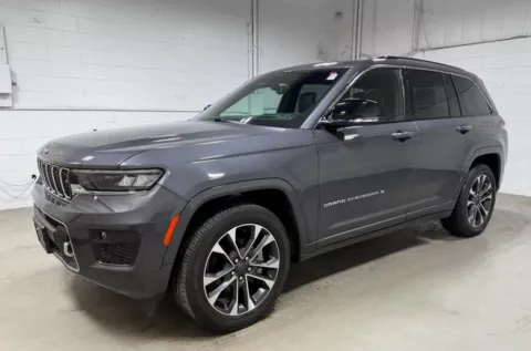 Gray 2022 Jeep Grand Cherokee Overland for sale in Grandville, MI