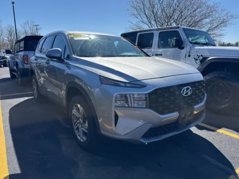 More photos of 2023 Hyundai Santa Fe SE at Zeigler Chrysler Dodge Jeep Ram of Grandville, MI