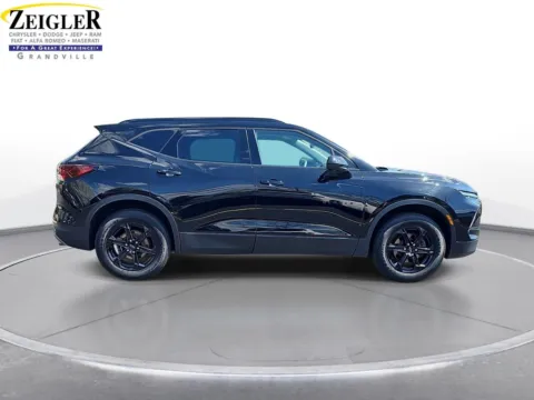 More photos of 2023 Chevrolet Blazer LT at Zeigler Chrysler Dodge Jeep Ram of Grandville, MI