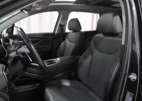 More photos of 2023 Hyundai Santa Fe Limited at Zeigler Chrysler Dodge Jeep Ram of Grandville, MI
