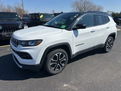 Another view of 2023 Jeep Compass Limited for sale in Grandville, MI at Zeigler Chrysler Dodge Jeep Ram of Grandville