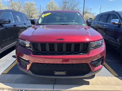 Another view of 2023 Jeep Grand Cherokee Limited for sale in Grandville, MI at Zeigler Chrysler Dodge Jeep Ram of Grandville
