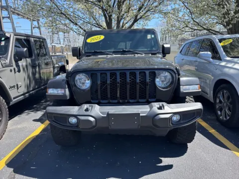 More photos of 2022 Jeep Gladiator Willys at Zeigler Chrysler Dodge Jeep Ram of Grandville, MI