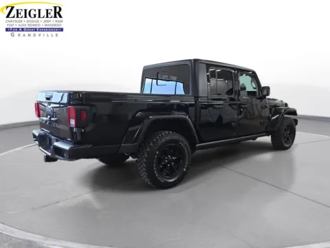 More photos of 2022 Jeep Gladiator Willys at Zeigler Chrysler Dodge Jeep Ram of Grandville, MI