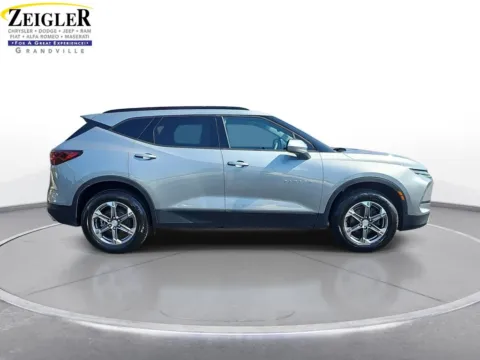 More photos of 2023 Chevrolet Blazer LT at Zeigler Chrysler Dodge Jeep Ram of Grandville, MI