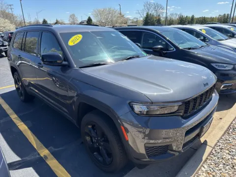 More photos of 2023 Jeep Grand Cherokee L Altitude at Zeigler Chrysler Dodge Jeep Ram of Grandville, MI