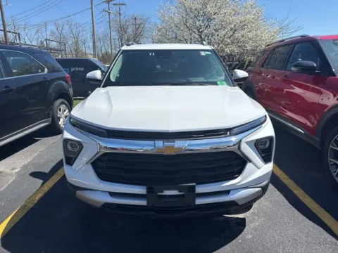 Another view of 2025 Chevrolet TrailBlazer LT for sale in Grandville, MI at Zeigler Chrysler Dodge Jeep Ram of Grandville