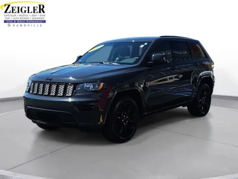 Gray 2018 Jeep Grand Cherokee Altitude for sale in Grandville, MI