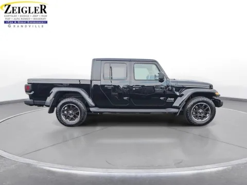 More photos of 2023 Jeep Gladiator Overland at Zeigler Chrysler Dodge Jeep Ram of Grandville, MI