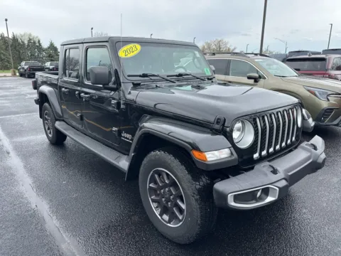 Black 2023 Jeep Gladiator Overland for sale in Grandville, MI