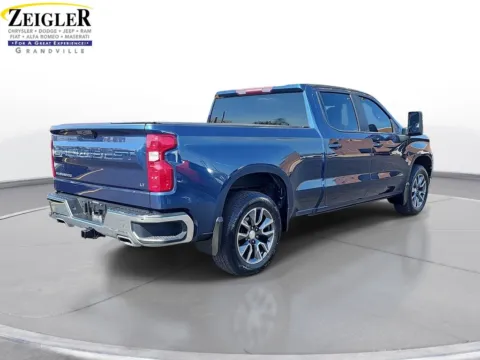 More photos of 2021 Chevrolet Silverado 1500 LT at Zeigler Chrysler Dodge Jeep Ram of Grandville, MI