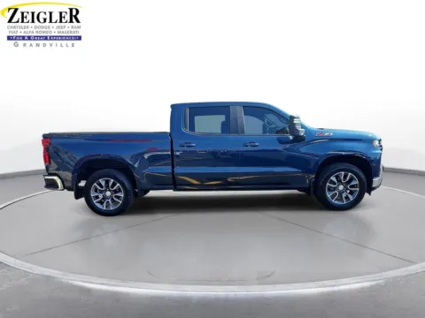 More photos of 2021 Chevrolet Silverado 1500 LT at Zeigler Chrysler Dodge Jeep Ram of Grandville, MI