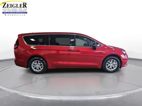 More photos of 2026 Chrysler Pacifica Select at Zeigler Chrysler Dodge Jeep Ram of Grandville, MI