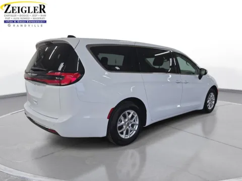 More photos of 2023 Chrysler Pacifica Touring L at Zeigler Chrysler Dodge Jeep Ram of Grandville, MI