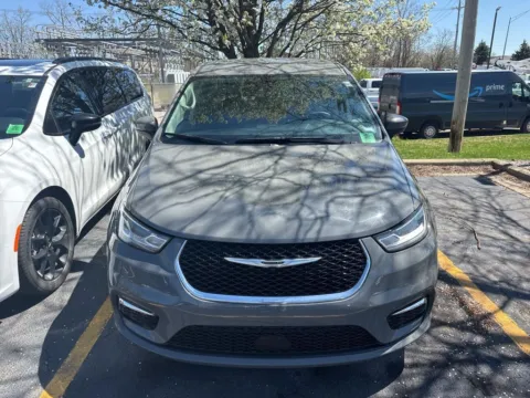 More photos of 2023 Chrysler Pacifica Touring L at Zeigler Chrysler Dodge Jeep Ram of Grandville, MI