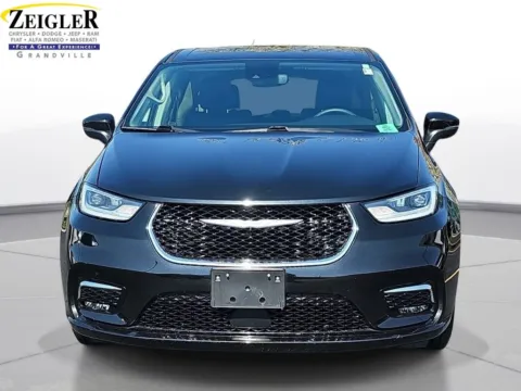 Photos of 2023 Chrysler Pacifica Touring L for sale in Grandville, MI at Zeigler Chrysler Dodge Jeep Ram of Grandville