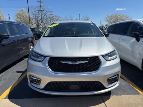 Another view of 2024 Chrysler Pacifica Touring L for sale in Grandville, MI at Zeigler Chrysler Dodge Jeep Ram of Grandville
