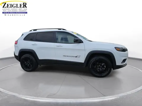 More photos of 2022 Jeep Cherokee X at Zeigler Chrysler Dodge Jeep Ram of Grandville, MI