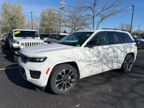 Another view of 2023 Jeep Grand Cherokee Overland for sale in Grandville, MI at Zeigler Chrysler Dodge Jeep Ram of Grandville