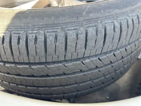 More photos of 2023 Jeep Grand Cherokee Overland at Zeigler Chrysler Dodge Jeep Ram of Grandville, MI