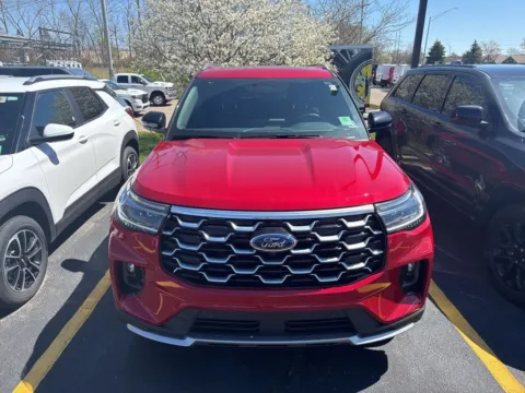 More photos of 2025 Ford Explorer Platinum at Zeigler Chrysler Dodge Jeep Ram of Grandville, MI