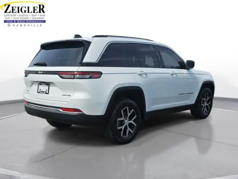 More photos of 2023 Jeep Grand Cherokee Limited at Zeigler Chrysler Dodge Jeep Ram of Grandville, MI