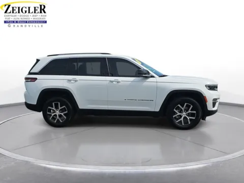 More photos of 2023 Jeep Grand Cherokee Limited at Zeigler Chrysler Dodge Jeep Ram of Grandville, MI
