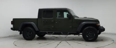 Green 2022 Jeep Gladiator Sport for sale in Grandville, MI