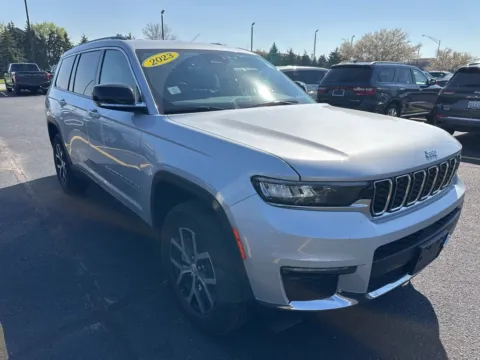 Silver 2023 Jeep Grand Cherokee L Limited for sale in Grandville, MI