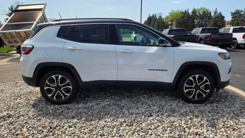More photos of 2022 Jeep Compass Limited at Zeigler Chrysler Dodge Jeep Ram of Grandville, MI