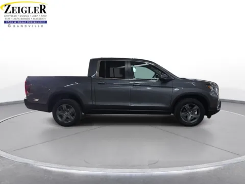 More photos of 2023 Honda Ridgeline RTL at Zeigler Chrysler Dodge Jeep Ram of Grandville, MI