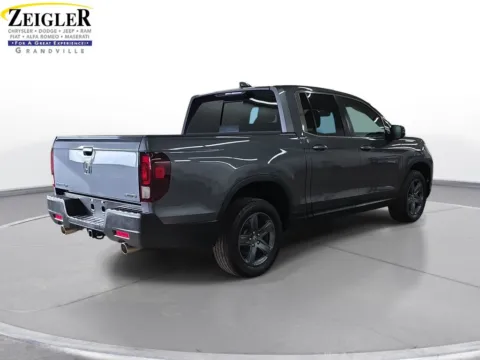 More photos of 2023 Honda Ridgeline RTL at Zeigler Chrysler Dodge Jeep Ram of Grandville, MI